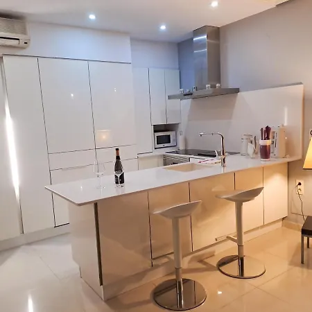 度假居 Modern Townhouse Ocean Front 阿德耶